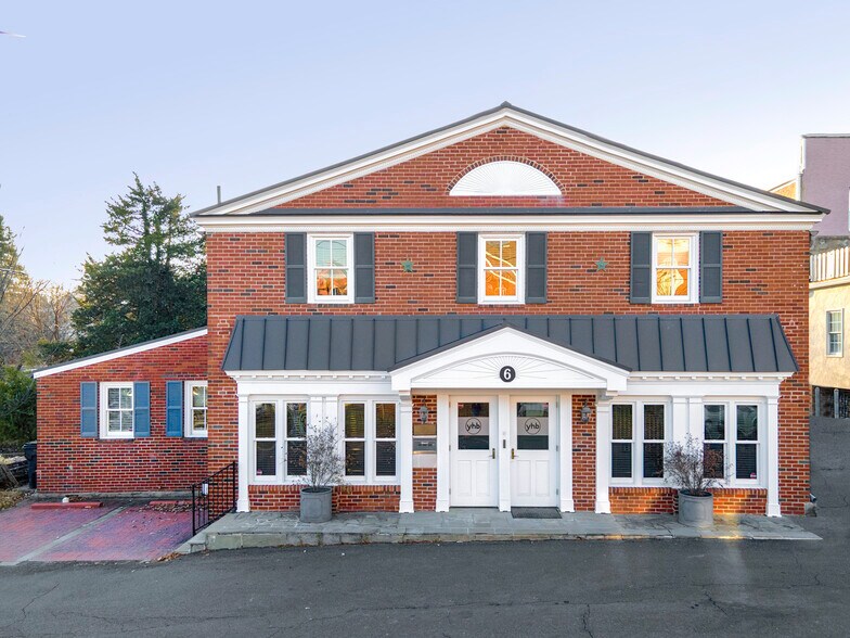 More Photos Of 6 S. Pendleton Street, Middleburg Office For Sale