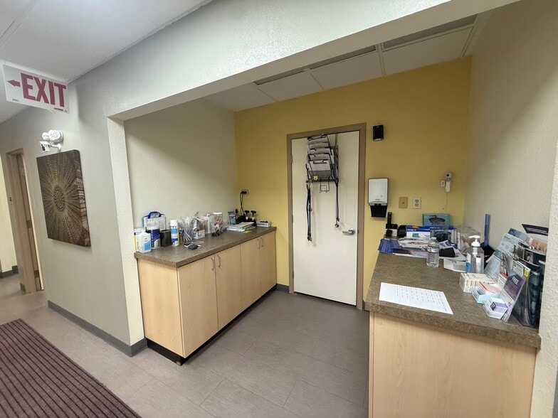 More Photos Of 3220 W Charleston Blvd, Las Vegas Medical For Lease