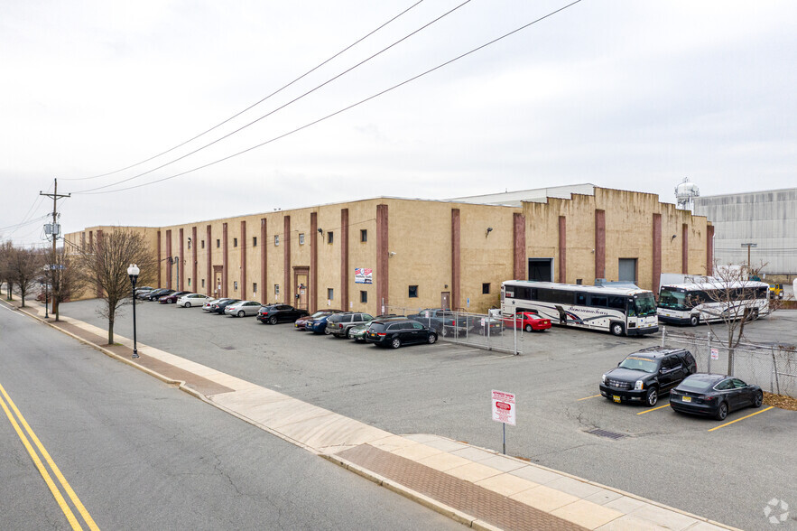 Primary Photo Of 480 Main Ave, Wallington Warehouse For Lease