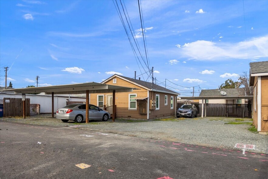 Primary Photo Of 19 Washington St, Bay Point Apartments For Sale