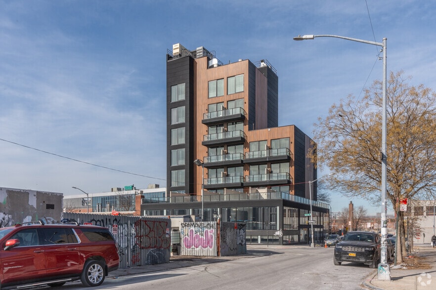 More Photos Of 101 Bogart St, Brooklyn Hotel For Lease