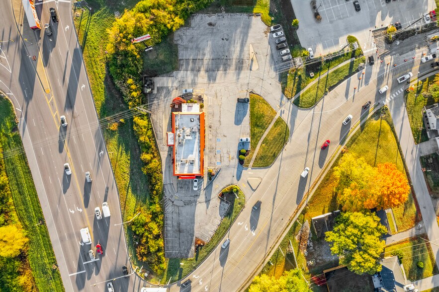 More Photos Of 124 Hartman Ln, O'Fallon Fast Food For Sale