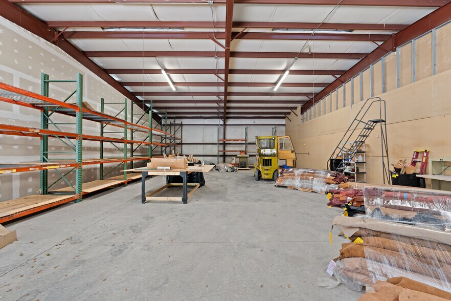 More Photos Of 30 Windsor Road, Savannah Industrial For Lease
