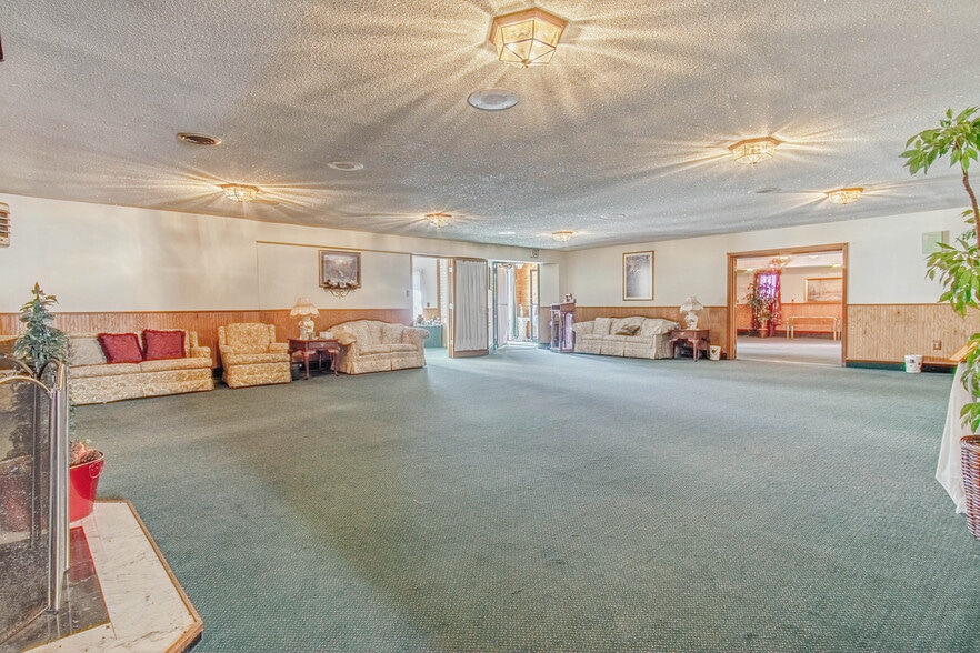 More Photos Of 17321 Old Rome State Rd, Watertown Funeral Home For Sale