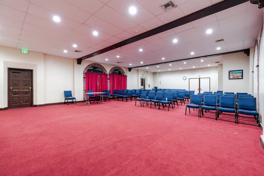 More Photos Of 401 E Colorado St, Glendale Lodge Meeting Hall For Lease