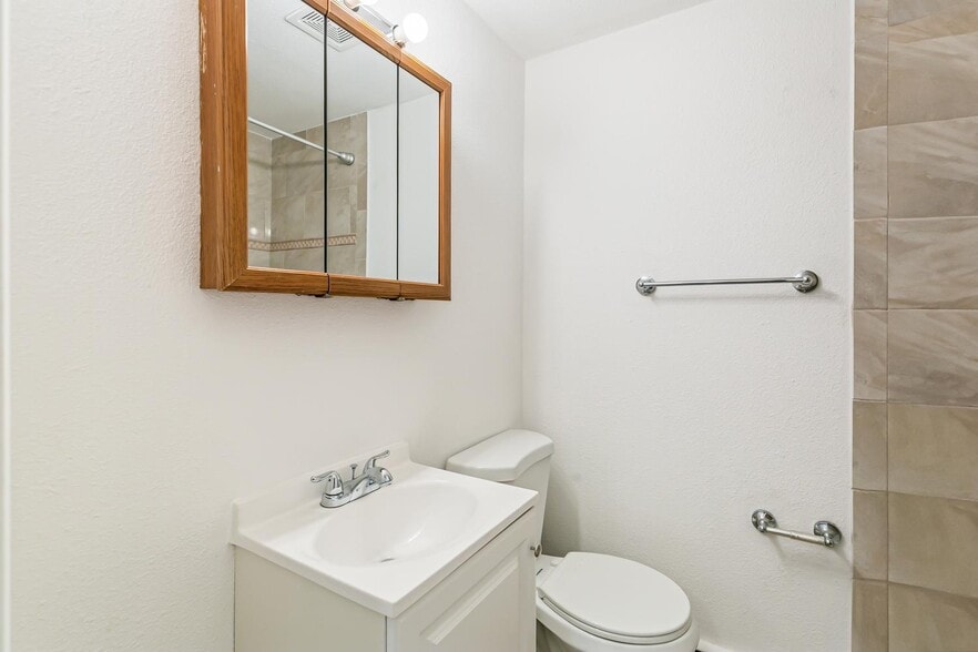 More Photos Of 1152 York St, Denver Apartments For Sale
