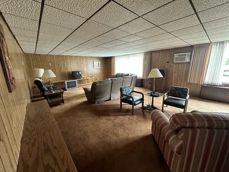 More Photos Of 78 Cherry St, Park Forest Religious Facility For Sale