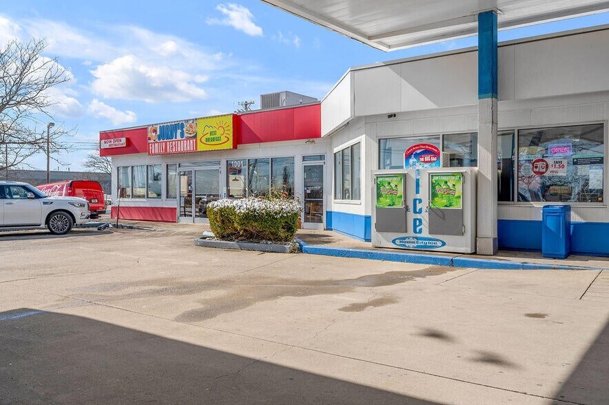 More Photos Of 1001 Elizabeth Dr, Nicholasville Service Station For Sale