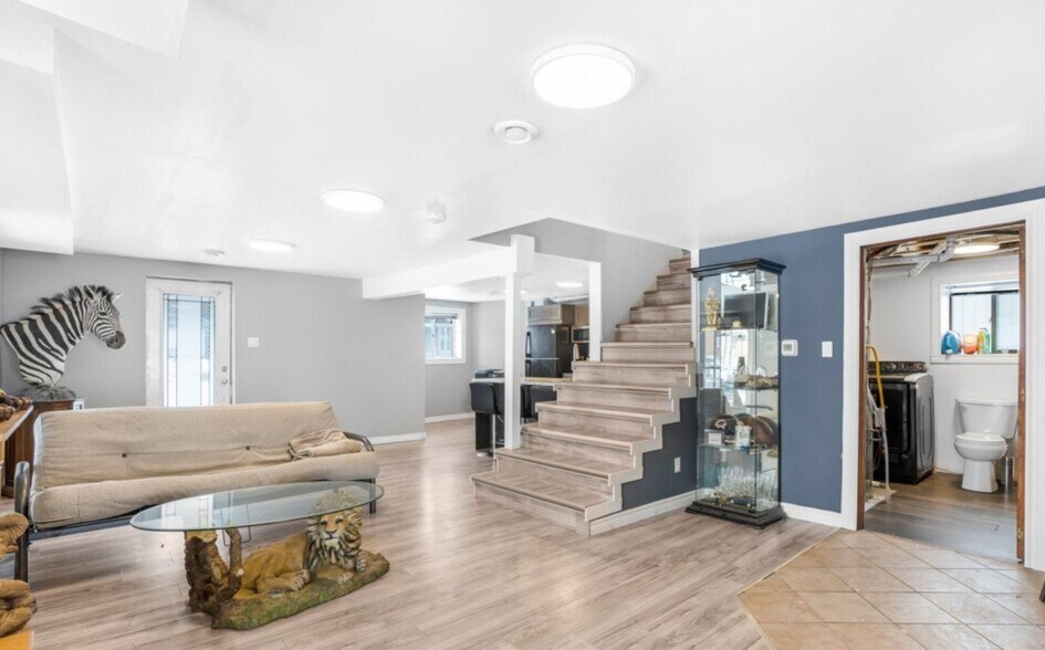 More Photos Of 754 County Rd 18, East Hawkesbury Flex For Sale