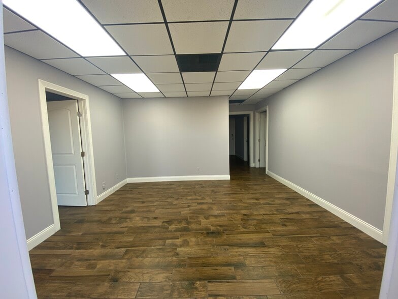 More Photos Of 8326 N County Rd W, Odessa Industrial For Lease