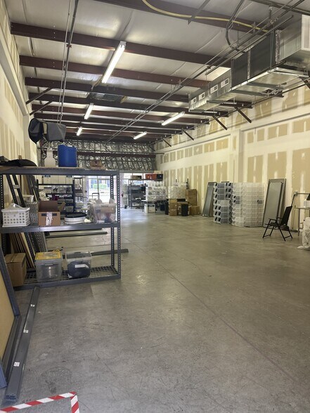 More Photos Of 1301-1317 Copeland Oak Dr, Morrisville Warehouse For Sale
