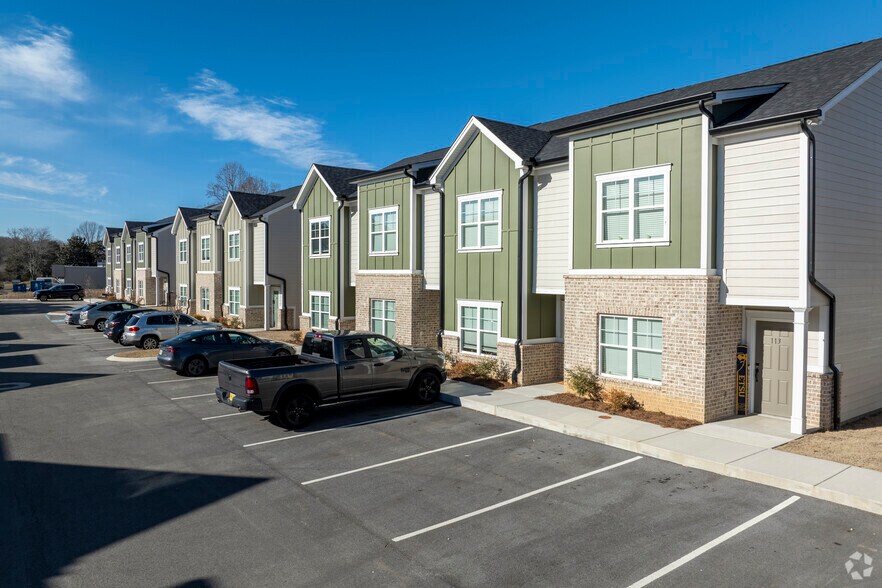 More Photos Of 7521 Middle Valley Rd, Hixson Apartments For Sale