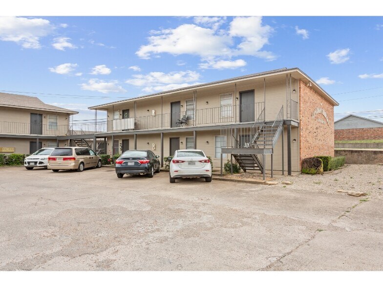 More Photos Of 5506 Kingman St, Waco Apartments For Sale