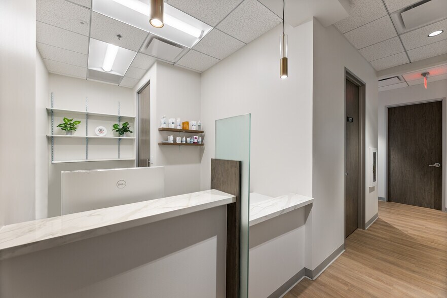 More Photos Of 24200 Via Mazzini Way, Richmond Office For Lease