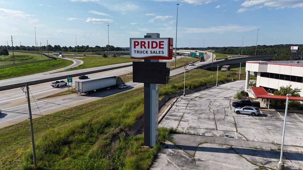 More Photos Of 2726 N Eastgate Ave, Springfield Land For Lease