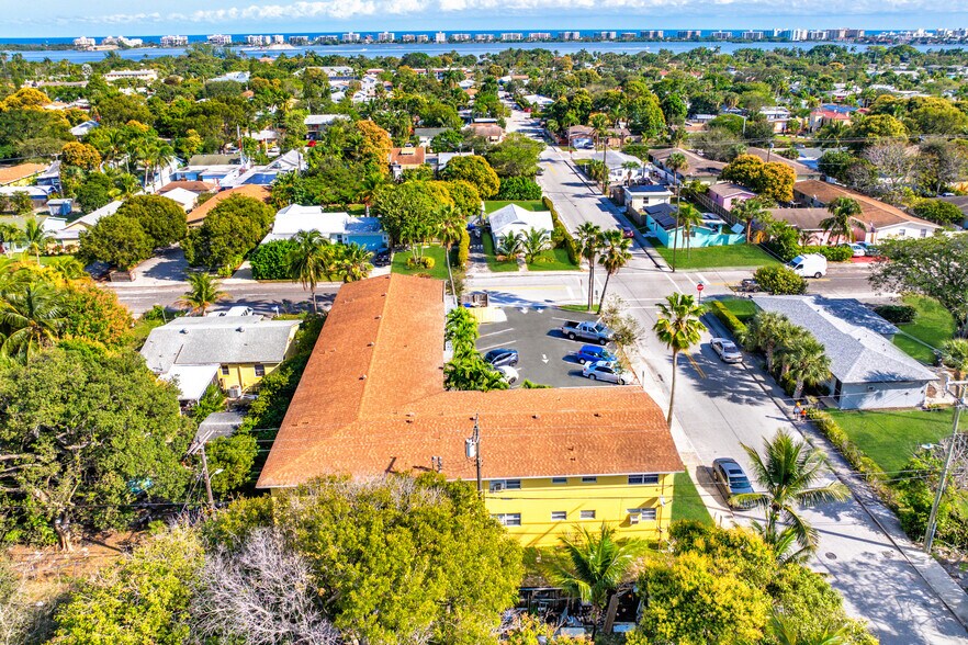More Photos Of 925 S K St, Lake Worth Apartments For Sale