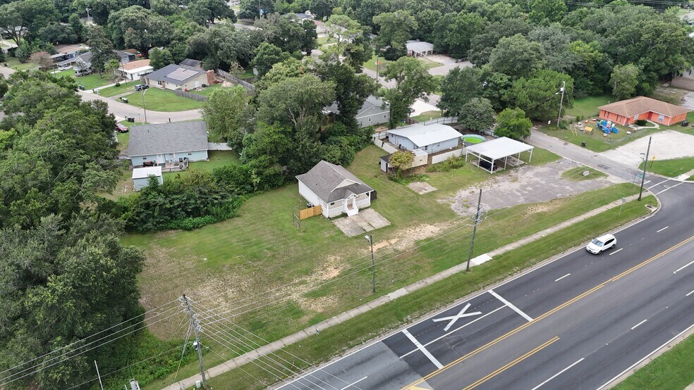 More Photos Of 701, 703, 795 Beverly Pky, Pensacola Land For Sale