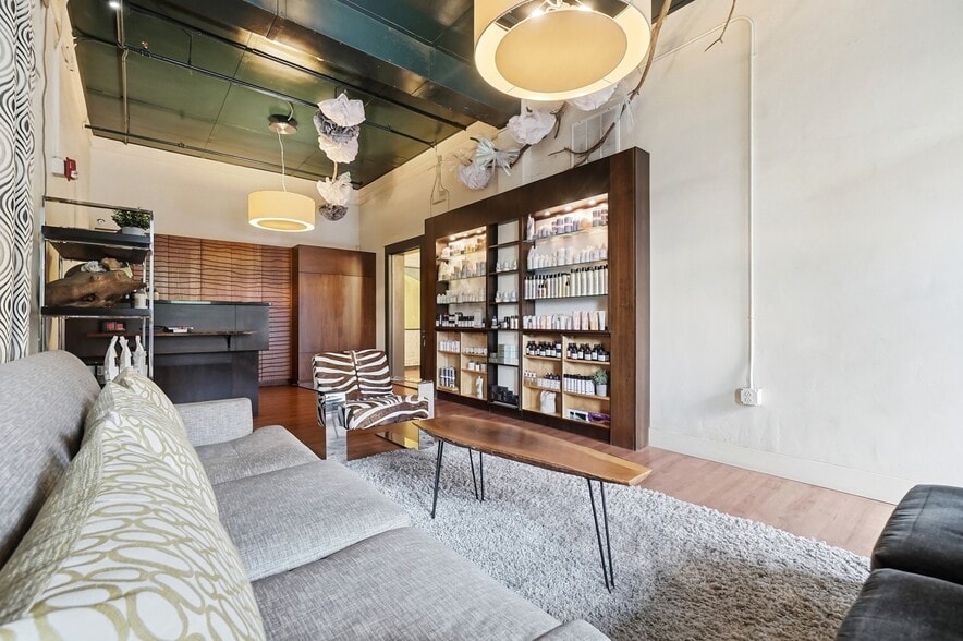 More Photos Of 1111 Central Ave, Charlotte Loft Creative Space For Sale