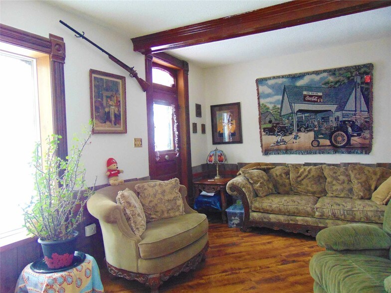 More Photos Of 537042 Main St, Melancthon Land For Lease