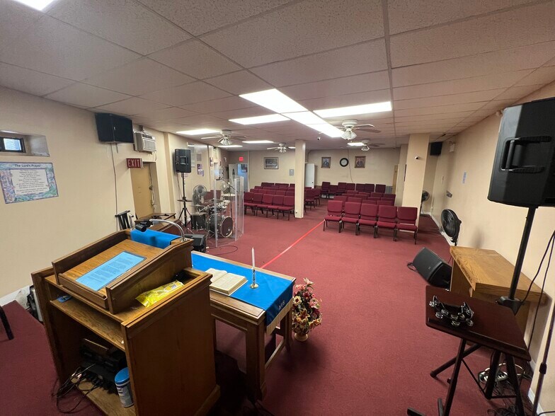 More Photos Of 303 E 98th St, Brooklyn Religious Facility For Sale