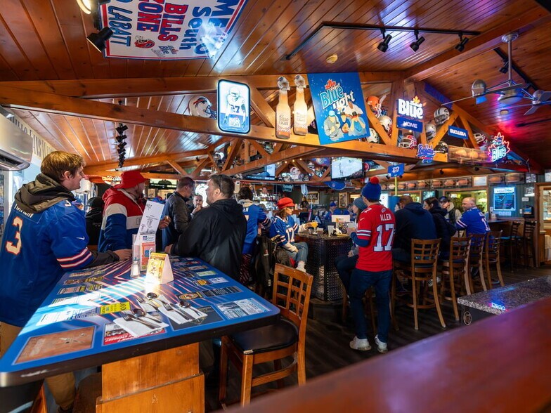 More Photos Of 4300 Abbott Rd, Orchard Park Restaurant For Sale