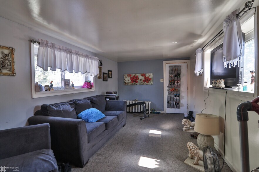 More Photos Of 1550 Warren St, Allentown Apartments For Sale