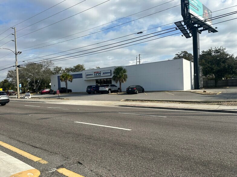 Primary Photo Of 4801 66th St N, Kenneth City Flex For Lease