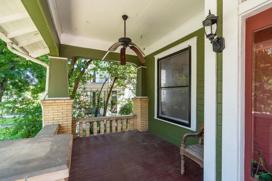 More Photos Of 806 W 11th St, Austin Office Residential For Sale