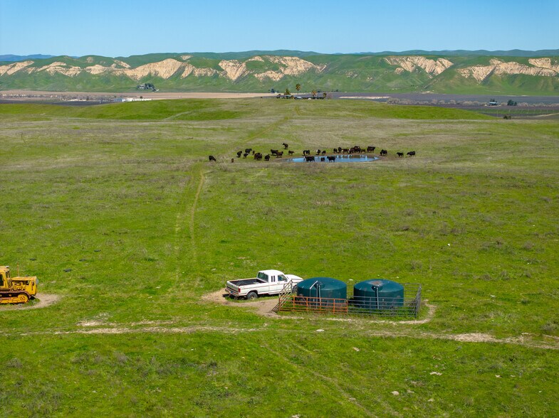 More Photos Of 2500 E Highway 41, Shandon Land For Sale