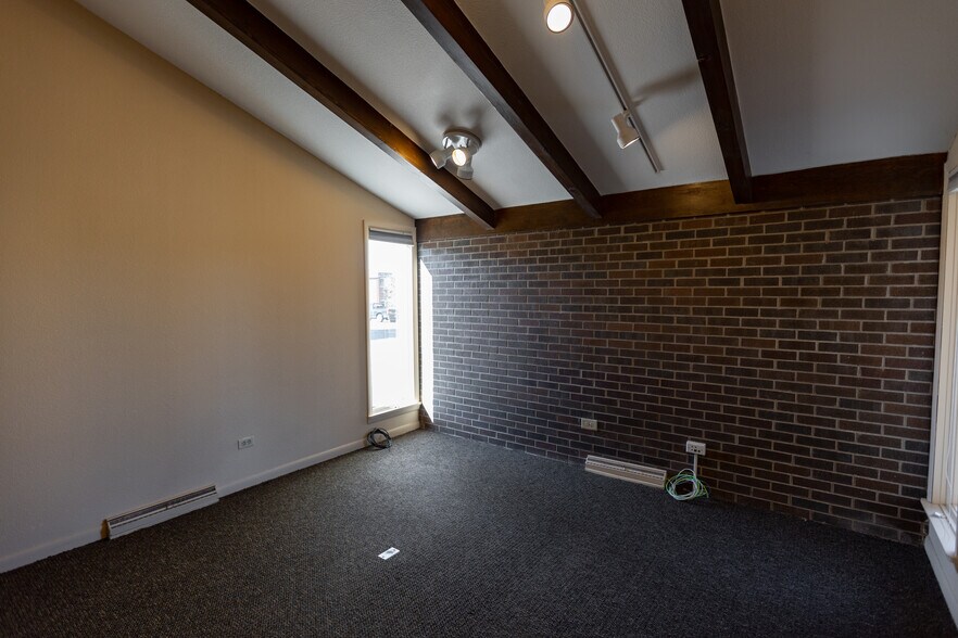 More Photos Of 504 E Lyon St, Laramie Healthcare For Sale