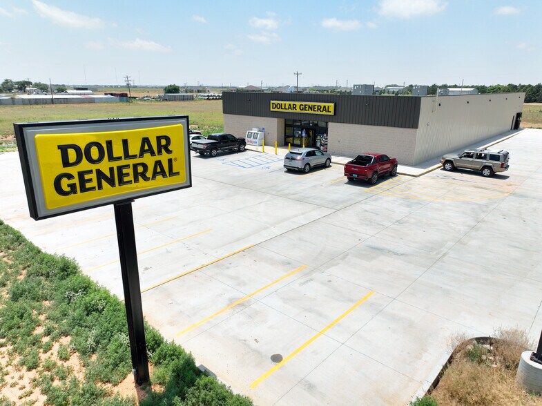 Primary Photo Of 1001 Curry Road 14, Clovis Convenience Store For Sale