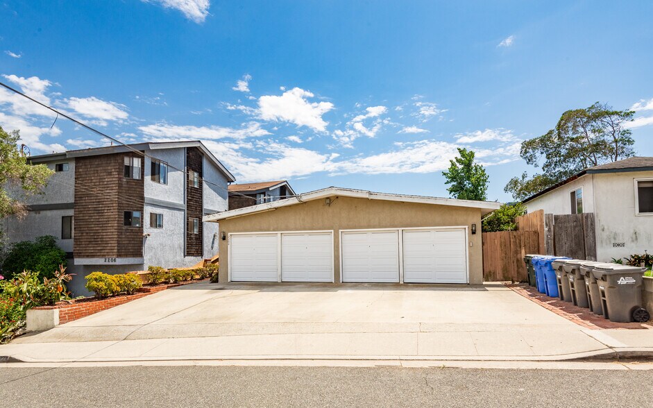 More Photos Of 2204 Carnegie Ln, Redondo Beach Apartments For Sale