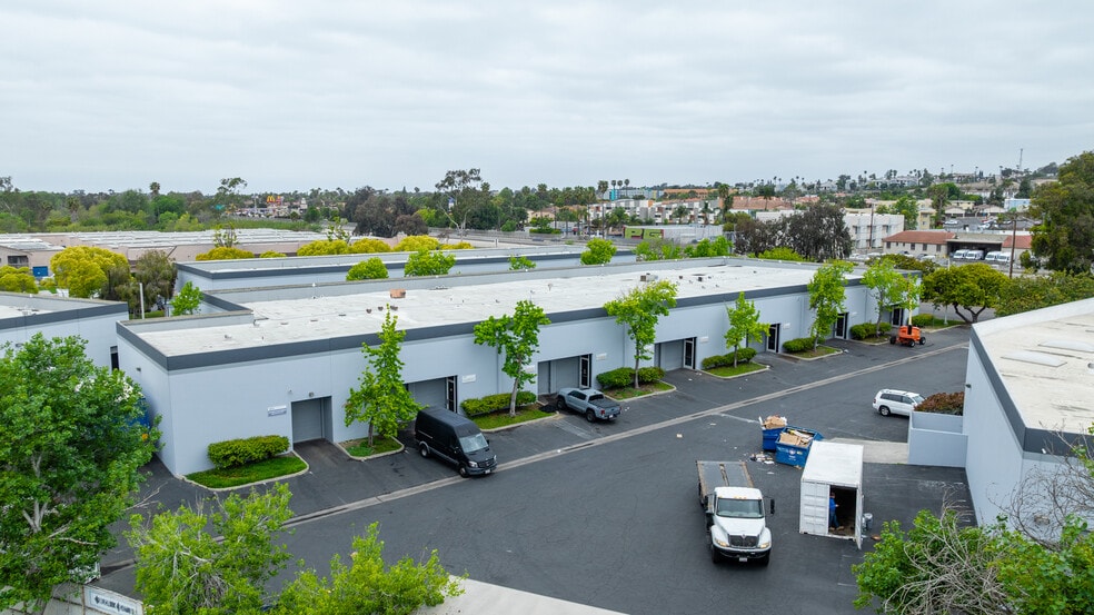 More Photos Of 494 W Calle Primera, San Diego Unknown For Lease