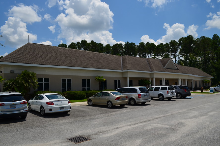 Primary Photo Of 10 William Pope Dr, Bluffton Medical For Lease