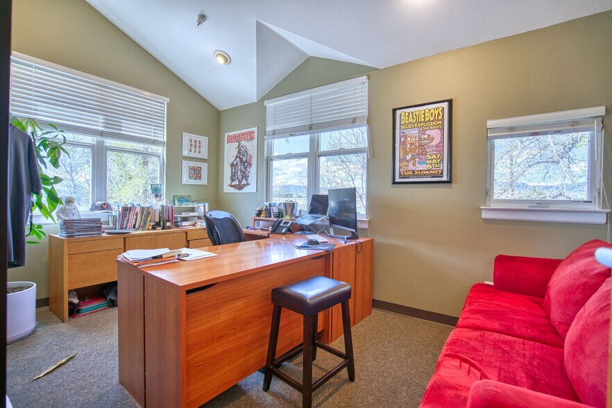 More Photos Of 7101 LaVista, Niwot Medical For Sale