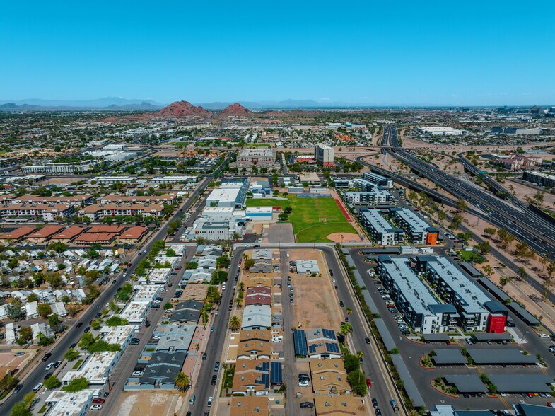 More Photos Of 4121 E Moreland St, Phoenix Apartments For Sale