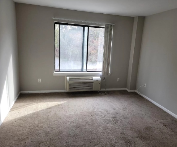 More Photos Of 365 Boston Post Rd, Milford Apartments For Sale