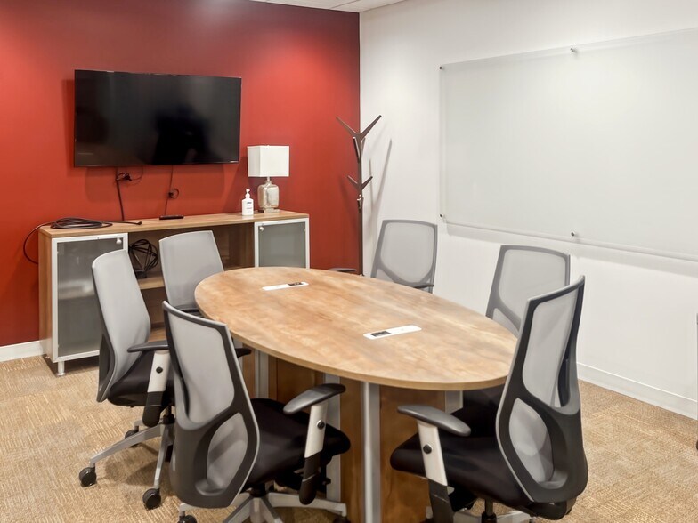 More Photos Of 410 N Main St, Royal Oak Coworking Space
