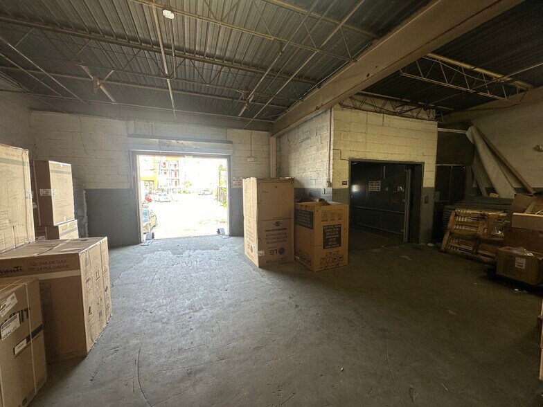 More Photos Of 567 52nd St, West New York Manufacturing For Lease