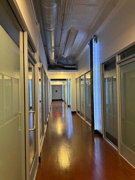 More Photos Of 529 S Broadway, Los Angeles Loft Creative Space For Lease
