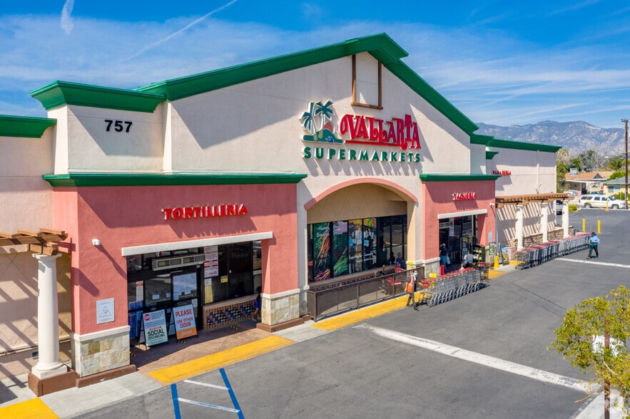 More Photos Of 14701-14729 Rinaldi St, San Fernando Unknown For Lease