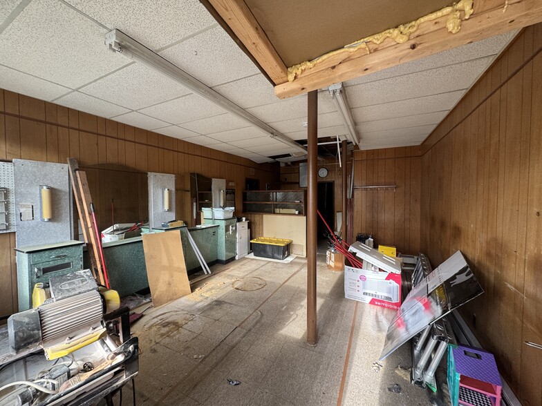 More Photos Of 37-39 Main St, Succasunna General Retail For Sale