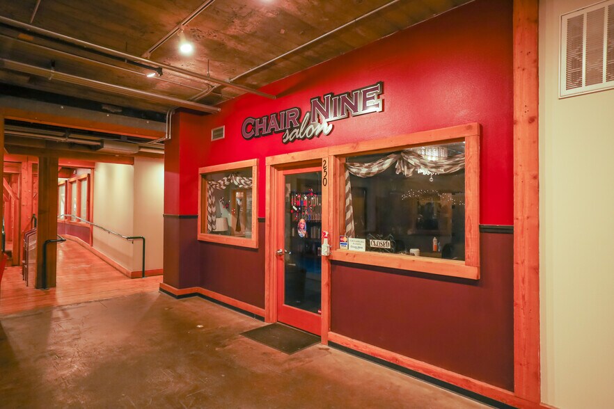 More Photos Of 5110 Tieton Dr, Yakima General Retail For Sale