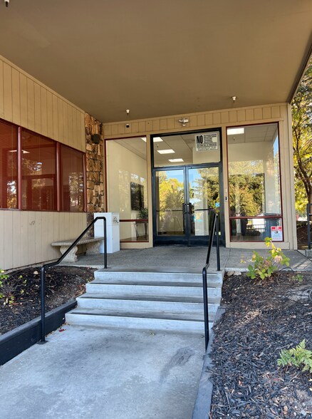 More Photos Of 5620 Birdcage St, Citrus Heights Office For Lease