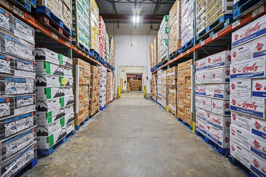 More Photos Of 10810 Withers Cove Park Dr, Charlotte Warehouse For Lease