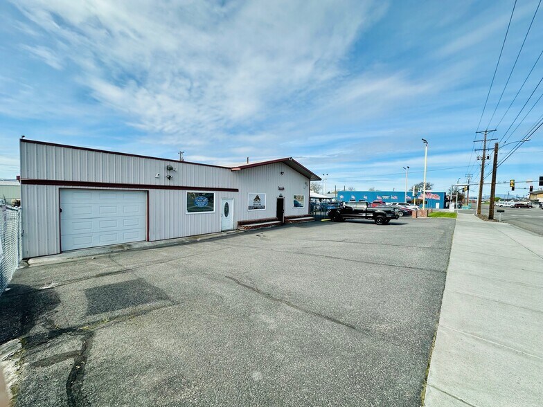 More Photos Of 1205 S 10th Ave, Pasco Industrial For Sale