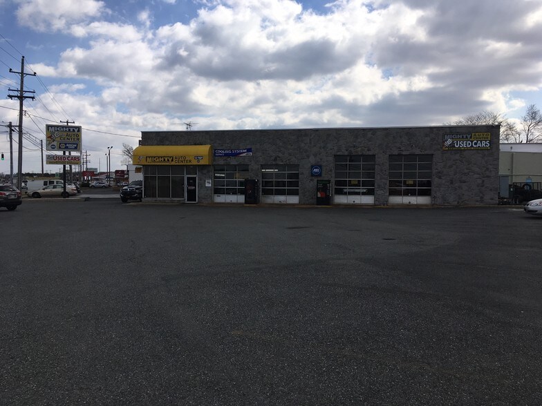 More Photos Of 200 E Pulaski Hwy, Elkton Auto Repair For Sale