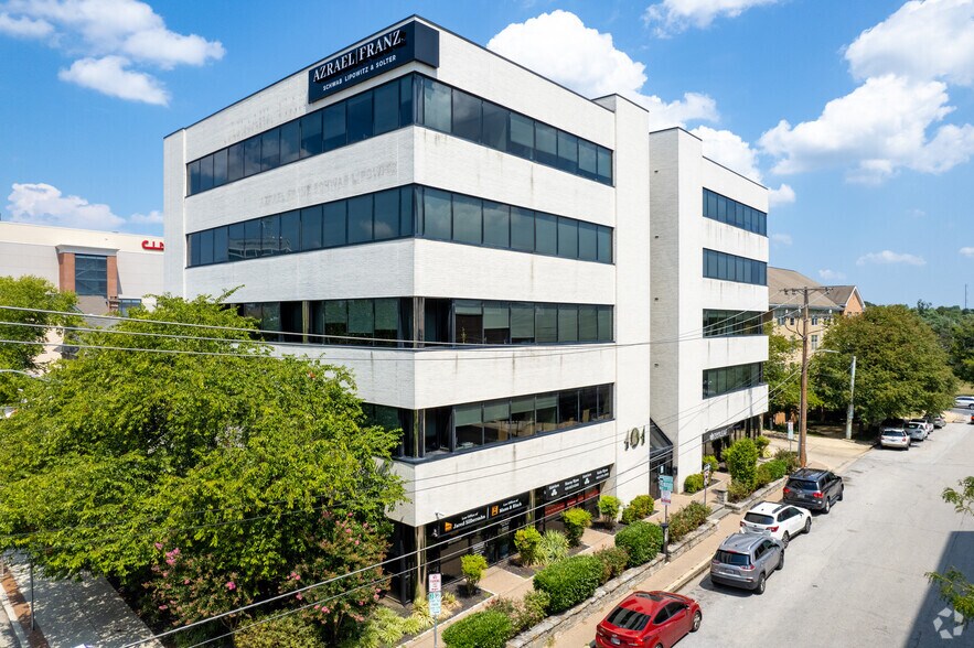 More Photos Of 101 E Chesapeake Ave, Towson Office For Lease