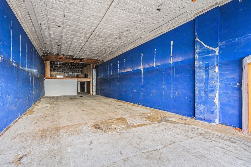 More Photos Of , Bay City General Retail For Sale