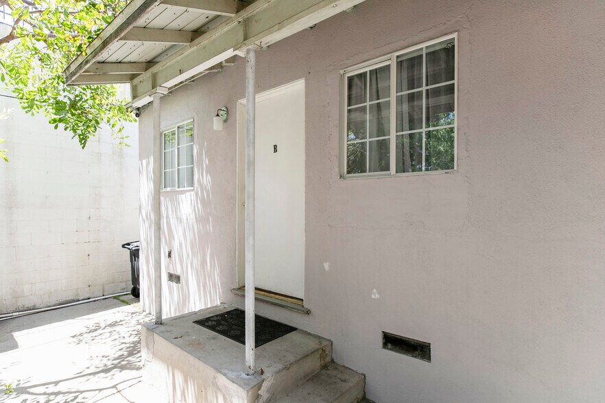 More Photos Of 343 Concord St, Glendale Apartments For Sale